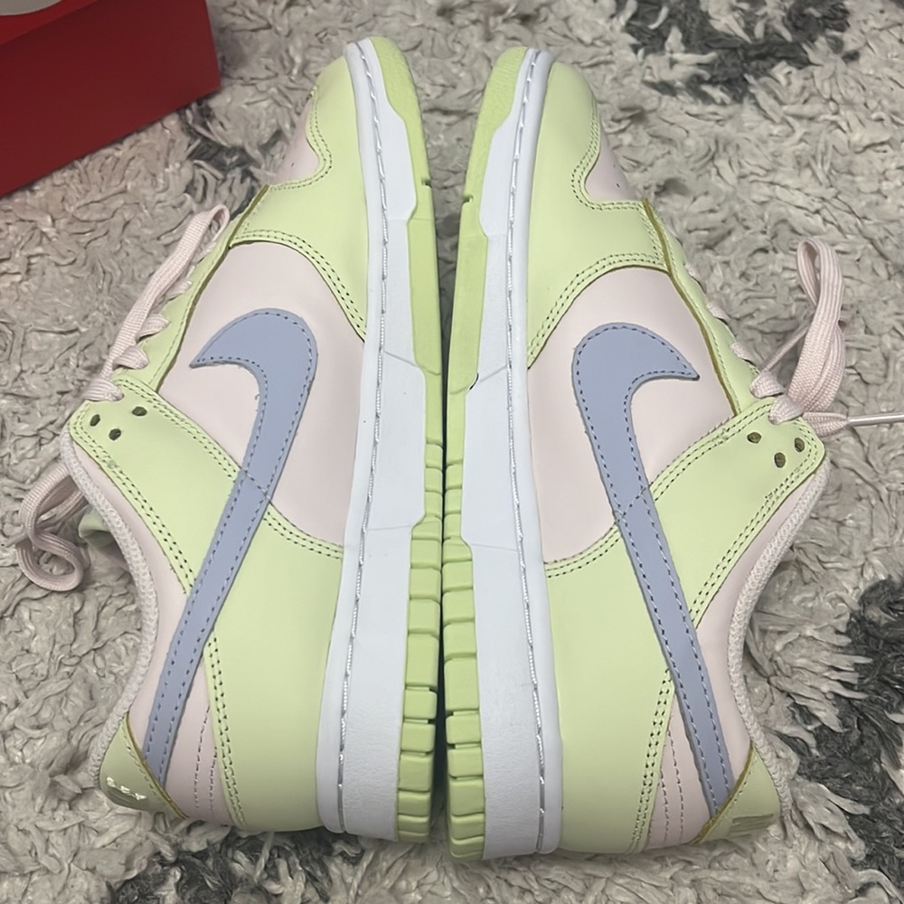 Nike Dunk - Picture 7 of 11